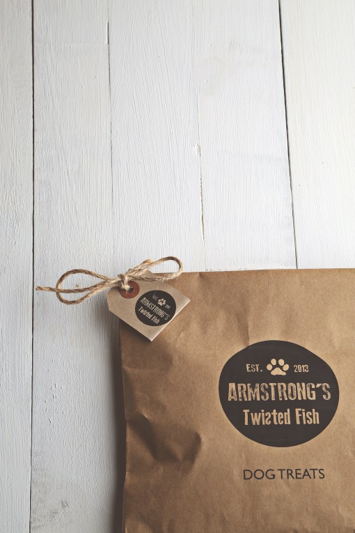 twisted fish cropped bag