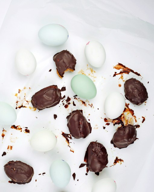 Keen Almond chocolate eggs